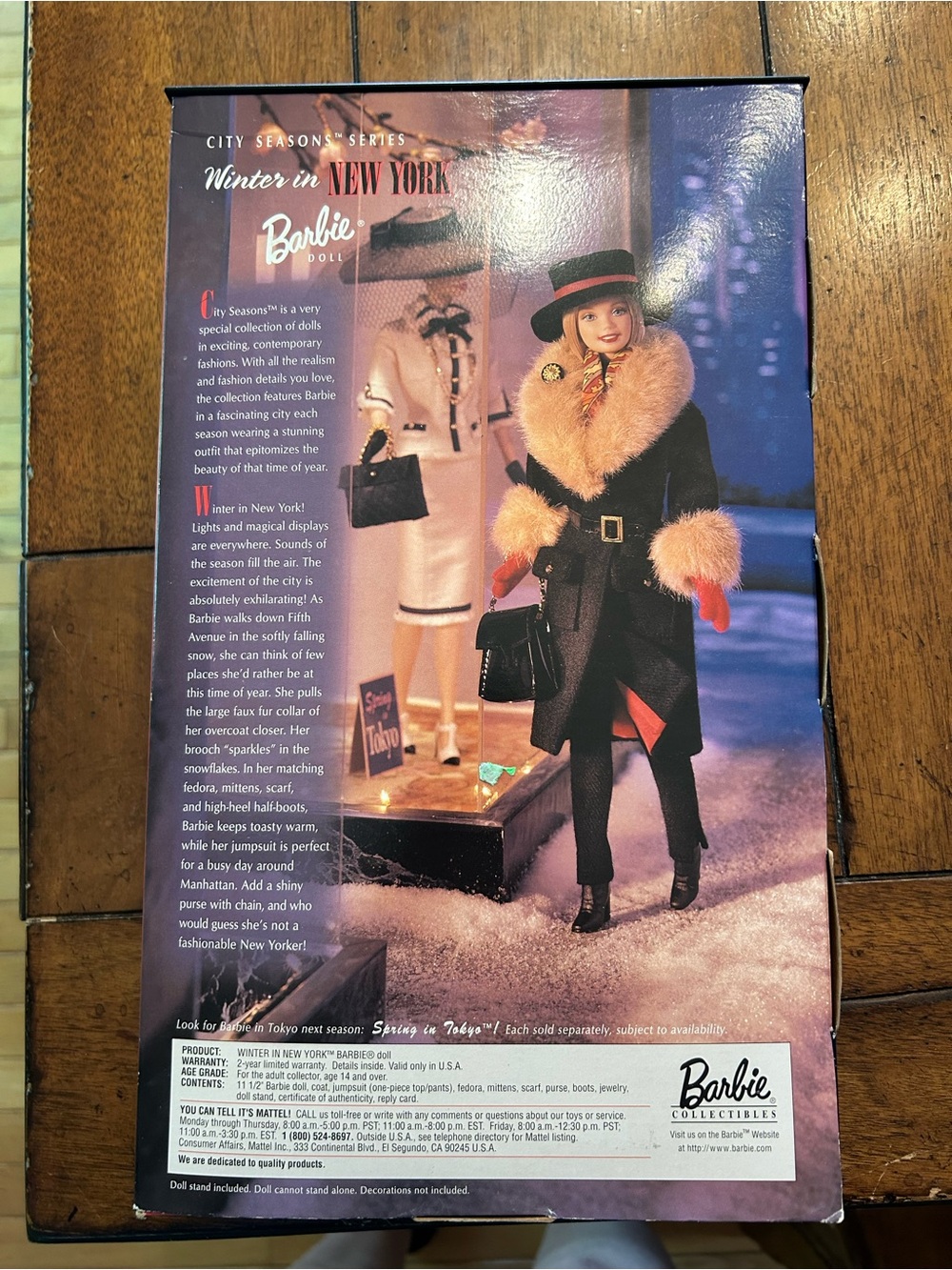 Vintage Barbie Winter in New York Collector Doll 1998 - Picture 4 of 5